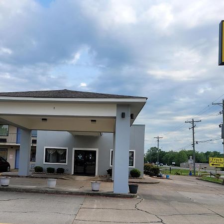 Super 8 By Wyndham Arkadelphia Caddo Valley Area Bagian luar foto