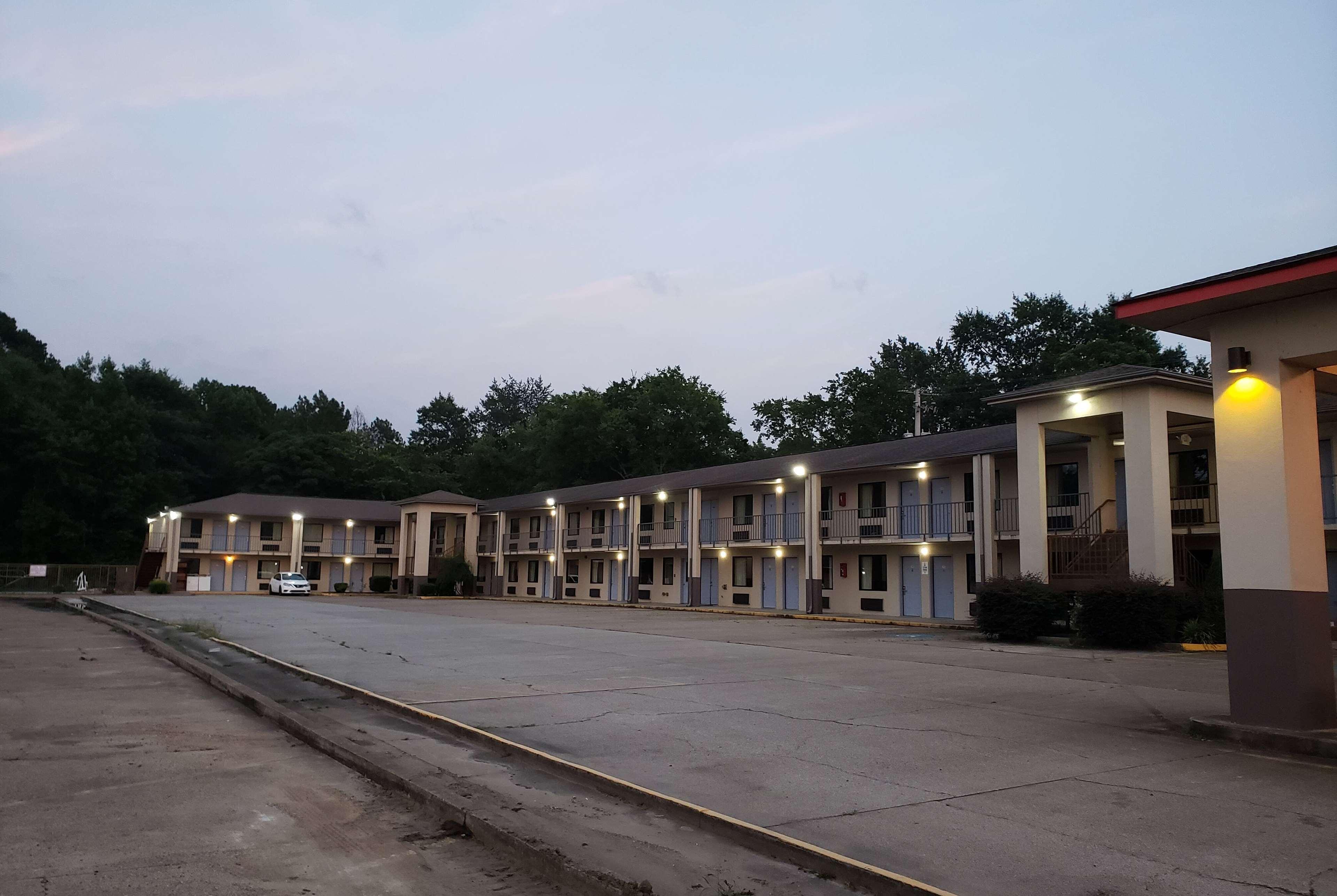 Super 8 By Wyndham Arkadelphia Caddo Valley Area Bagian luar foto