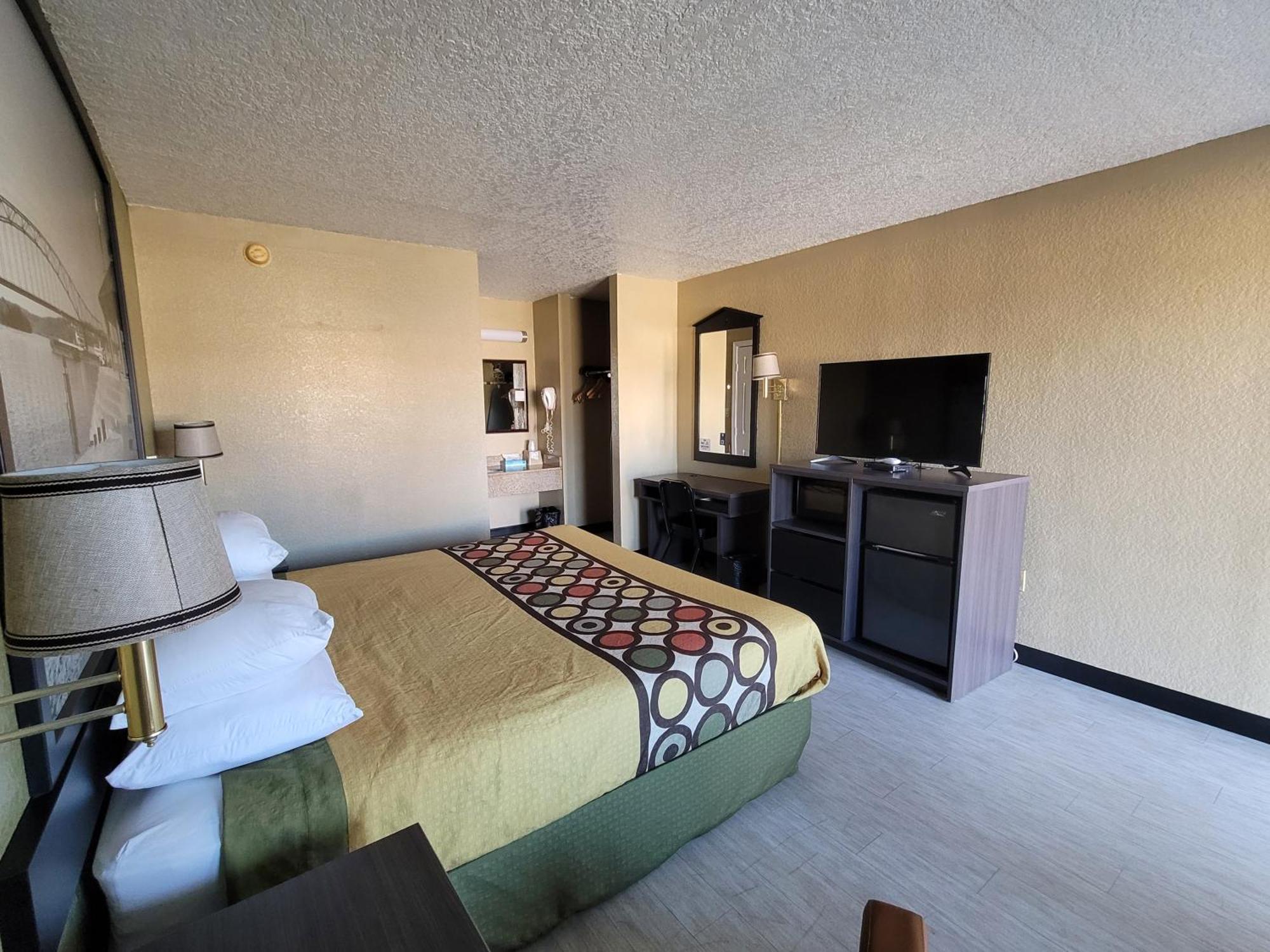 Super 8 By Wyndham Arkadelphia Caddo Valley Area Bagian luar foto