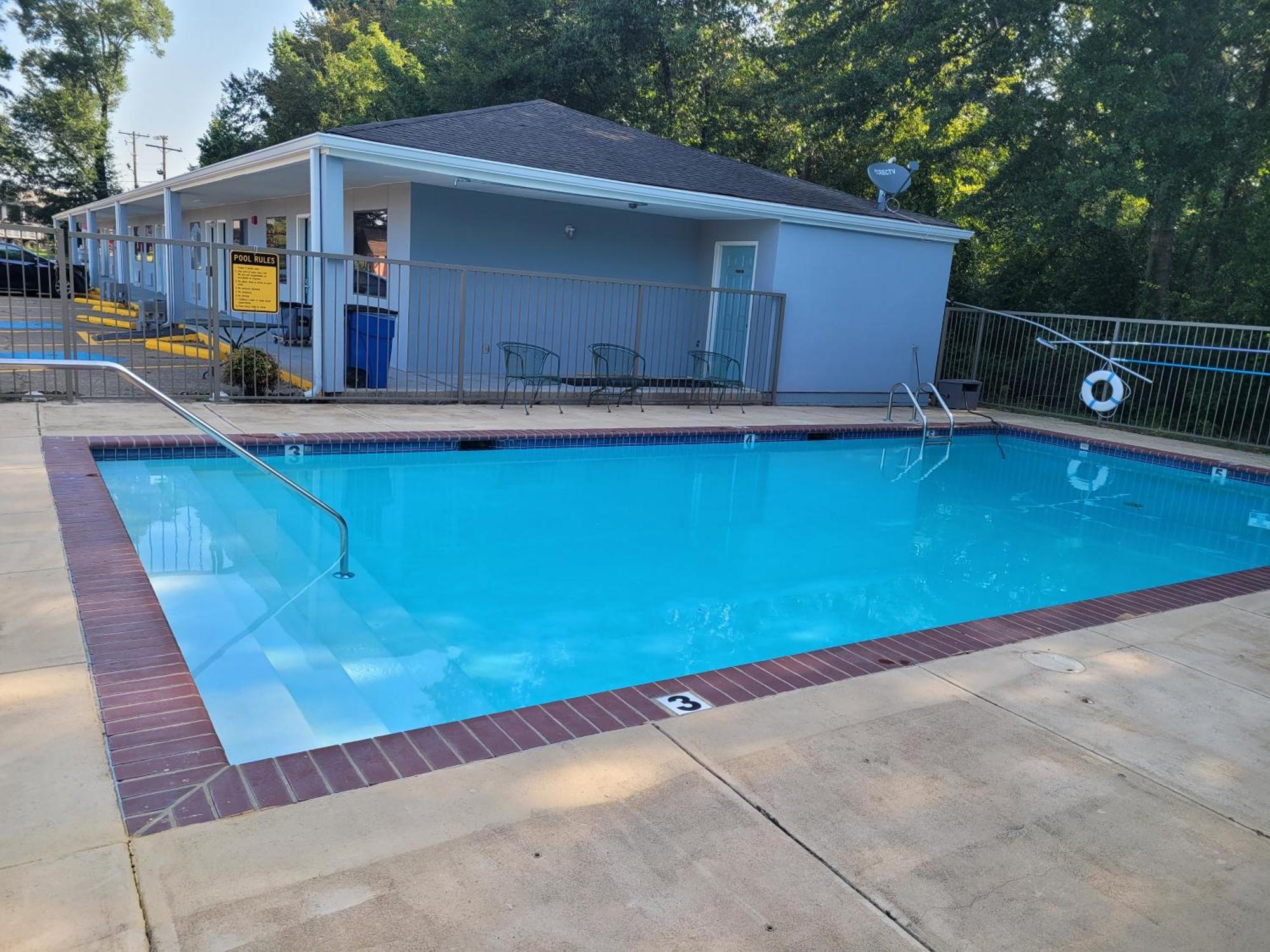 Super 8 By Wyndham Arkadelphia Caddo Valley Area Bagian luar foto