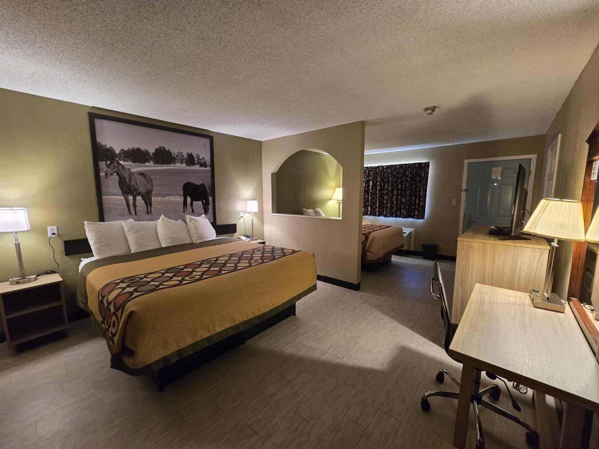 Super 8 By Wyndham Arkadelphia Caddo Valley Area Bagian luar foto